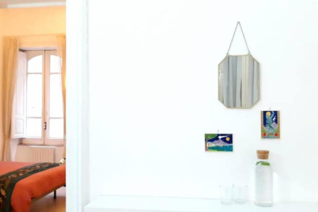 Alkimia Apartment Наполи Екстериор снимка