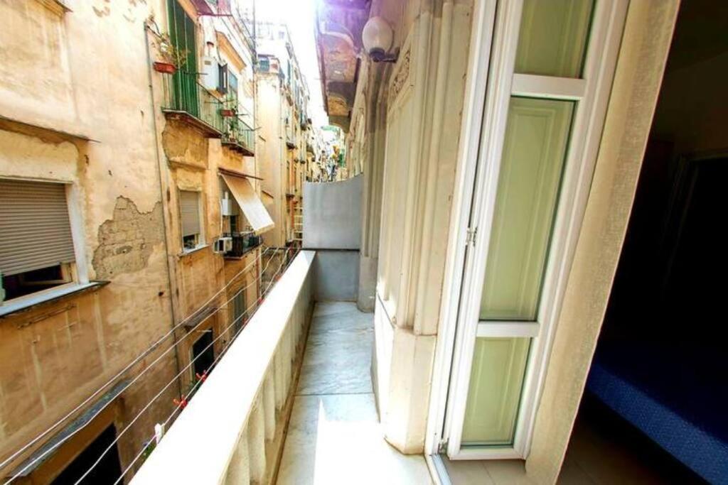 Alkimia Apartment Наполи Екстериор снимка